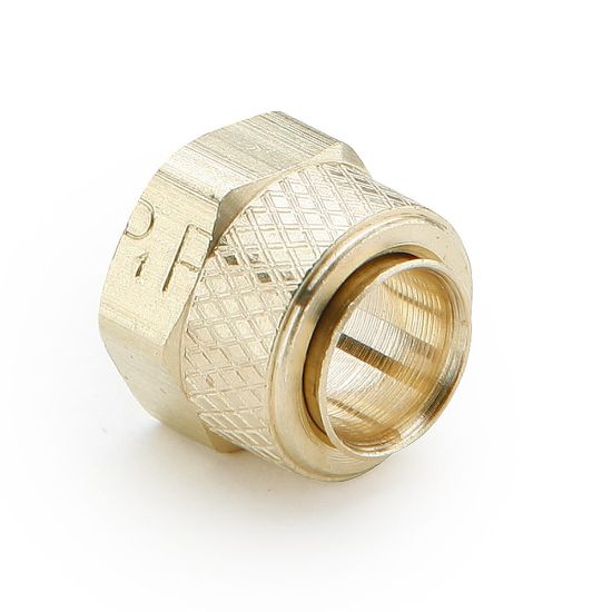Picture of Brass Compression Fittings for Thermoplastic and Soft Metal Tubing - Poly-Tite. - 61PB-4