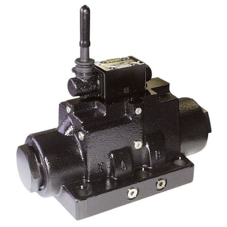 Picture for category Lever Operated Directional Control Valve - D101VL Series