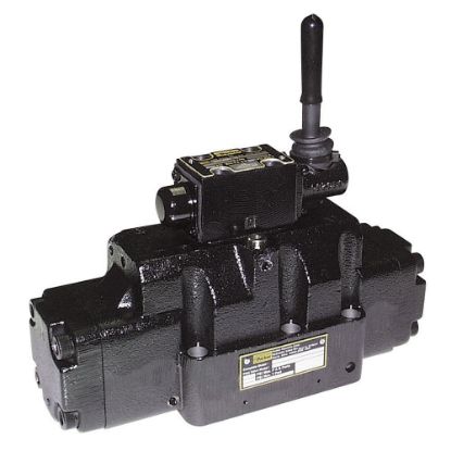 Picture of Lever Operated Directional Control Valve - D81VL Series - D81VL001C1N